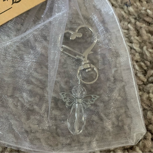 Angel Heart Keychain with Organza Gift Bags and Thank You Favor Tags Gifts 48 - Picture 8 of 10